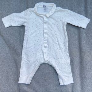 Petit Bateau collared onesie with stars